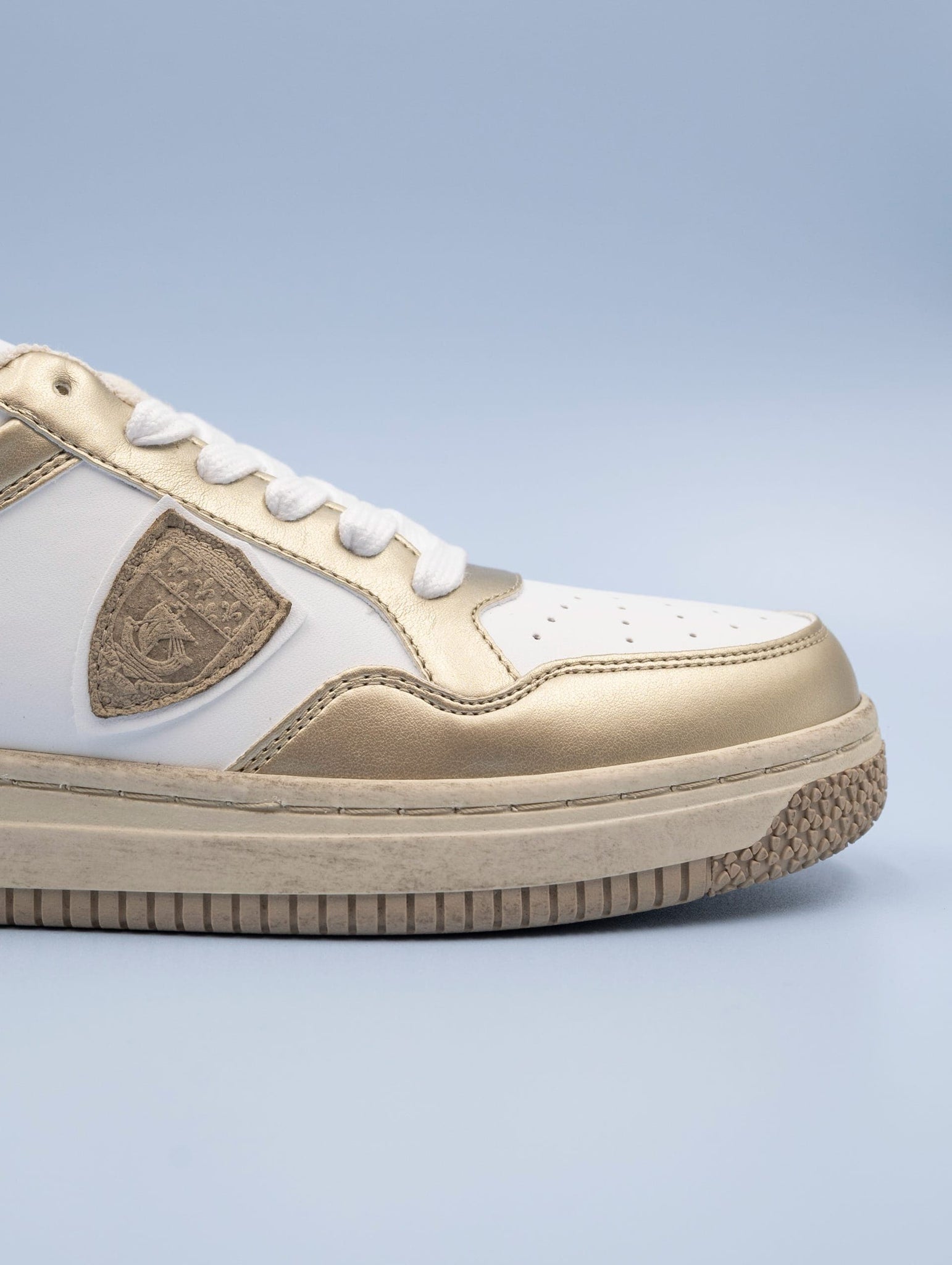 Eco Sneakers Philippe Model Lyon Recycle Mixage Bianco e Oro