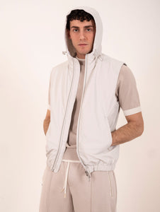 Gilet Con Cappuccio Eleventy Milano in Tessuto Tecnico Sabbia