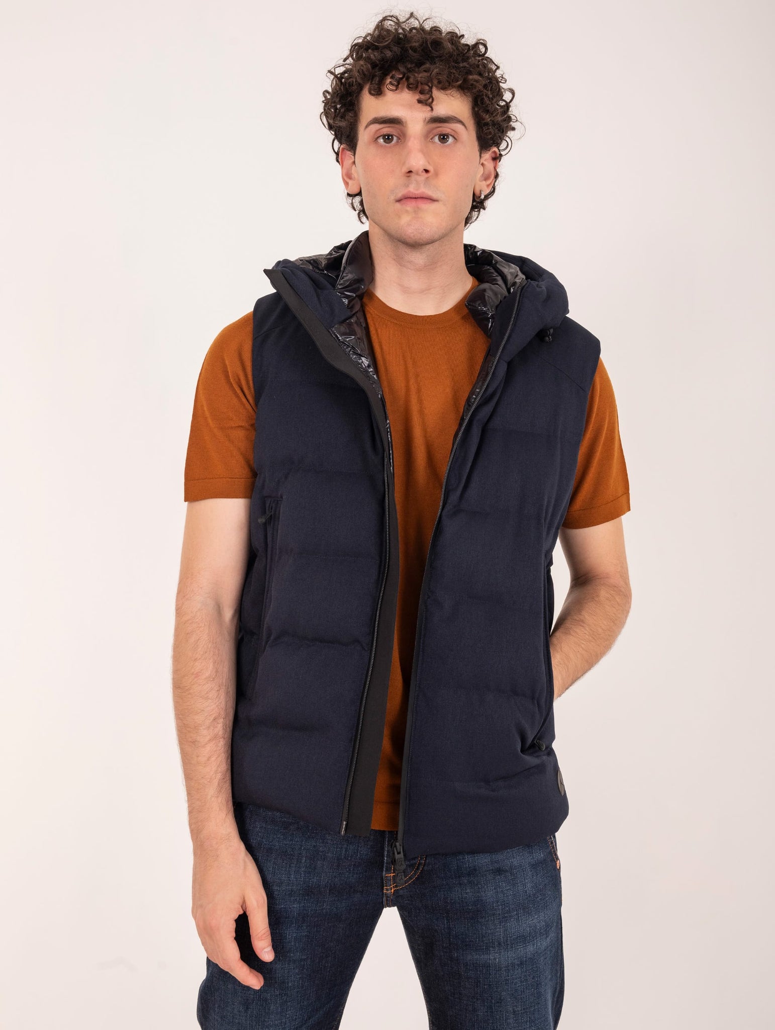 Gilet People of Shibuya Kor con Cappuccio in Tessuto Tecnico Blu