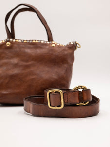 Mini Shopper Kura Campomaggi con Borchie in Pelle Cognac