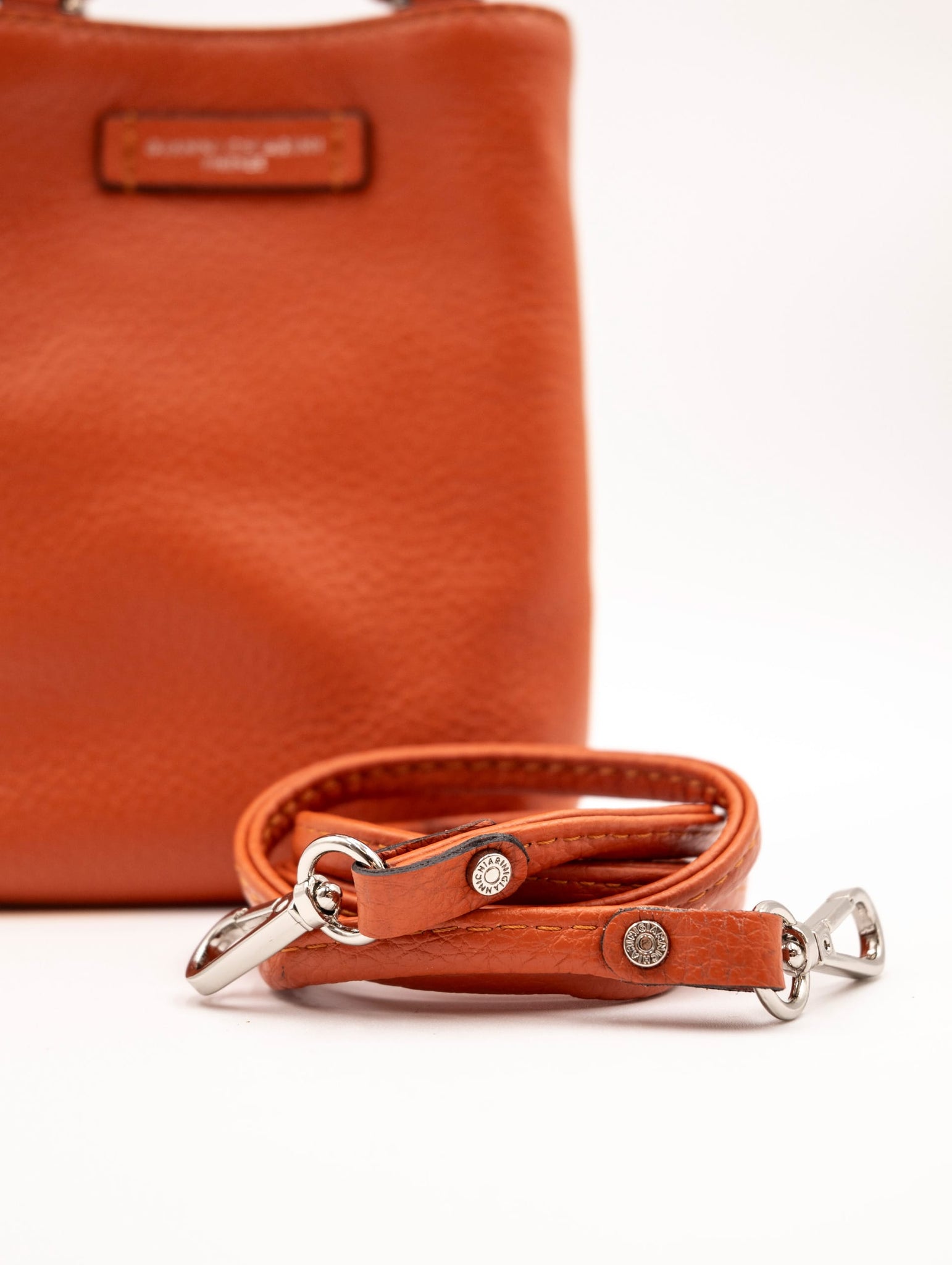 Minibag Camilla Gianni Chiarini in Pelle Martellata Arancio