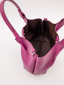 Minibag Dua Gianni Chiarini in Pelle Martellata Lampone