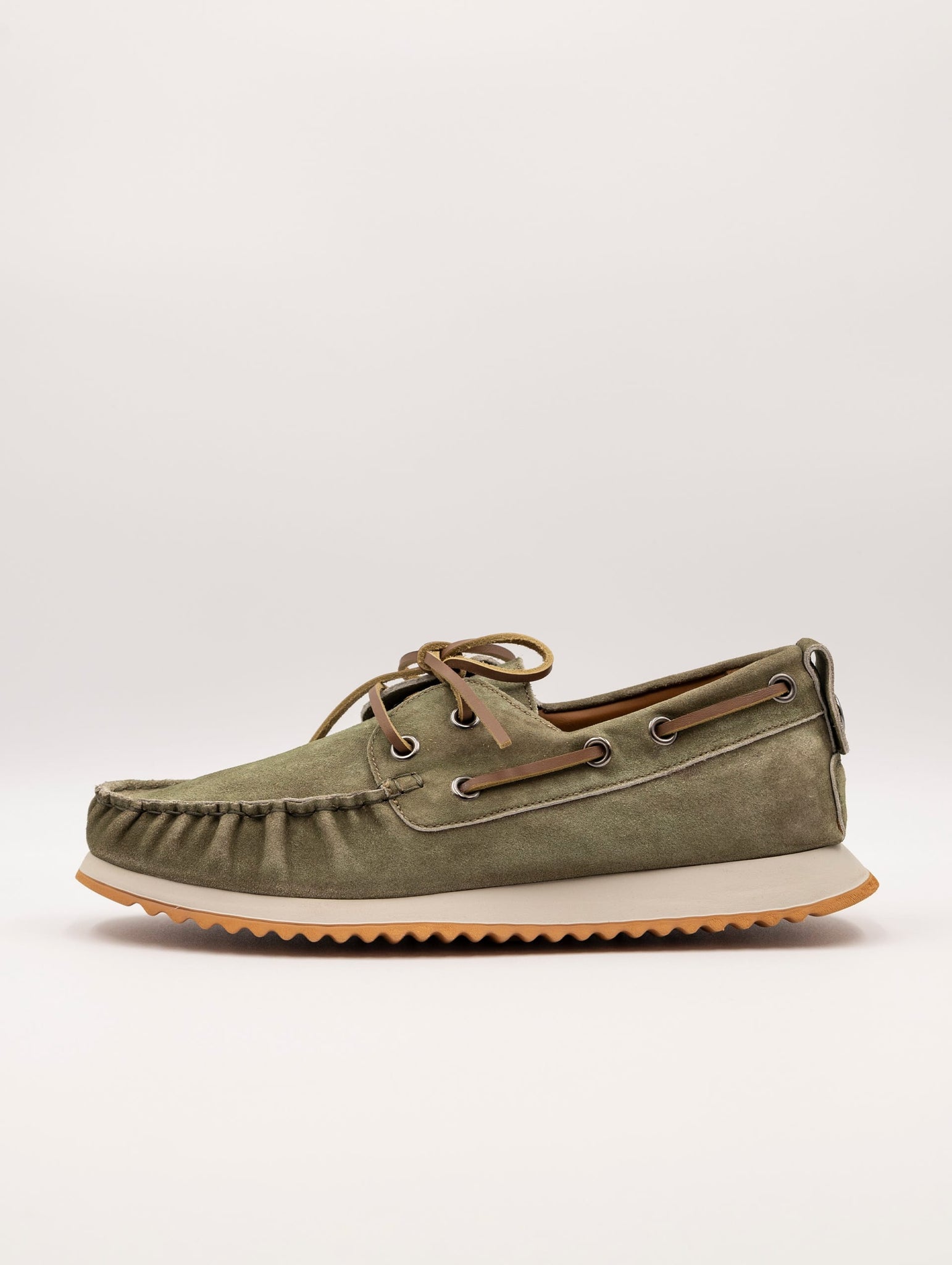 Mocassino a Barca Hull Voile Blanche in Suede Delavè Militare