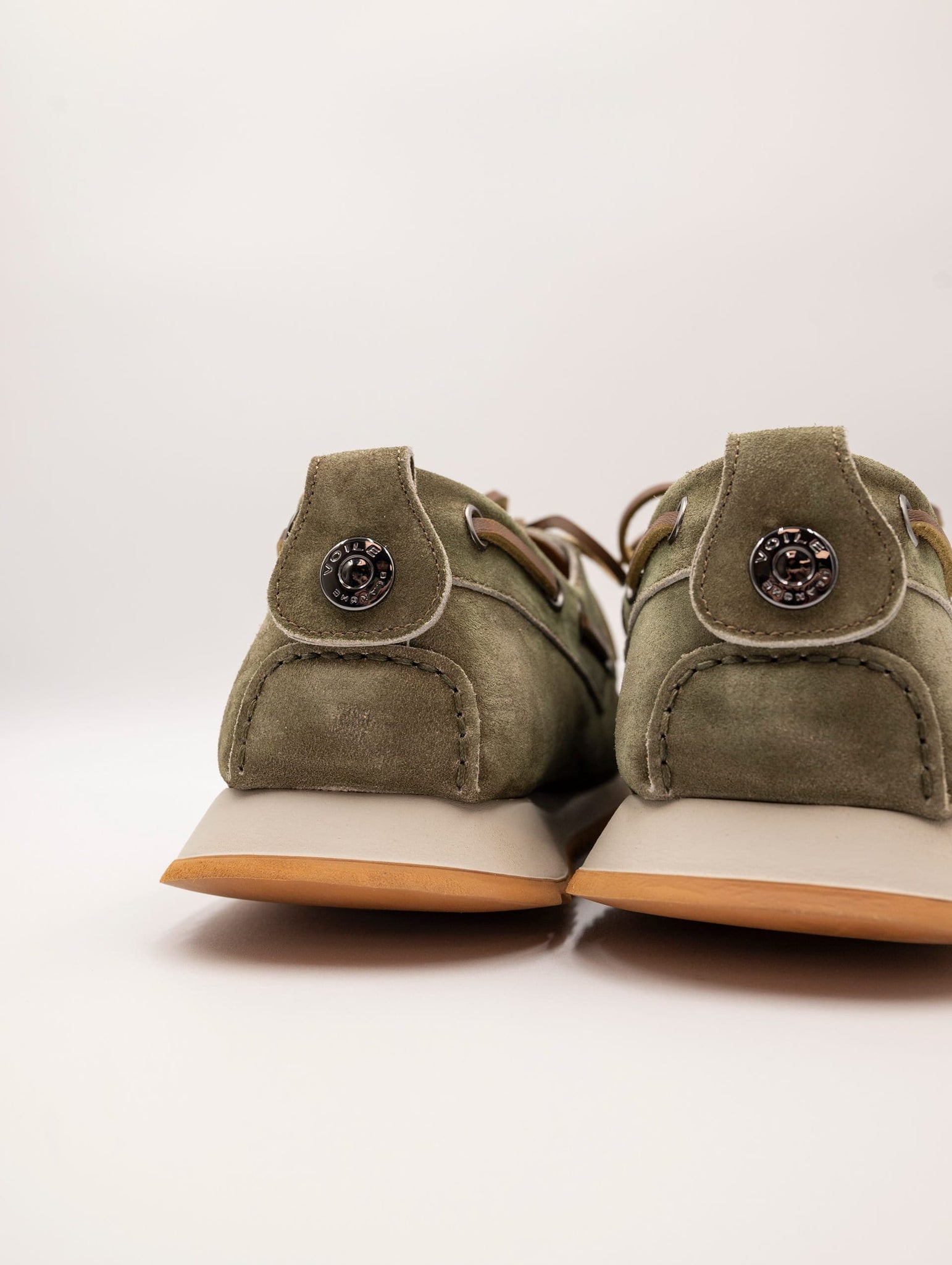 Mocassino a Barca Hull Voile Blanche in Suede Delavè Militare