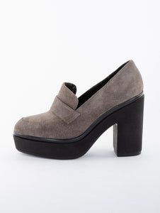 Mocassino Four Stroke con Tacco in Suede Grigio