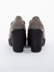 Mocassino Four Stroke con Tacco in Suede Grigio