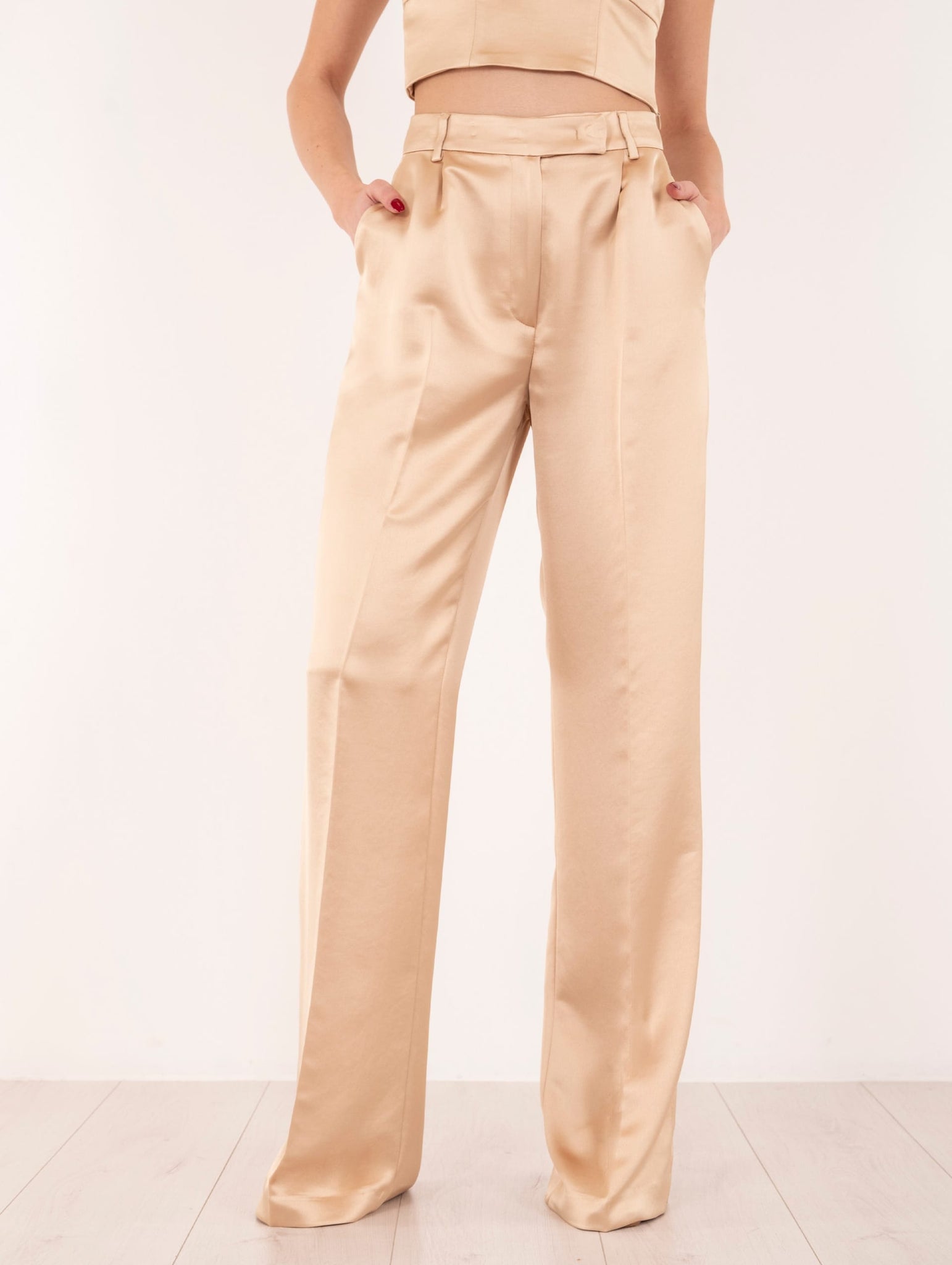 Pantalone Cloe Kocca Gold con Pinces in Raso Oro