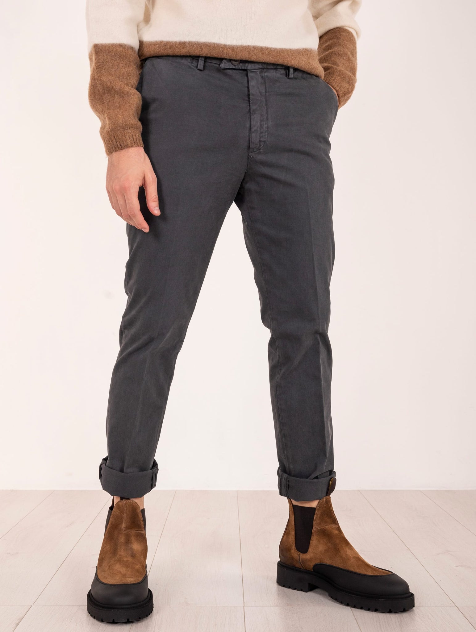 Pantalone Devore Well Fit in Cotone Grigio Scuro