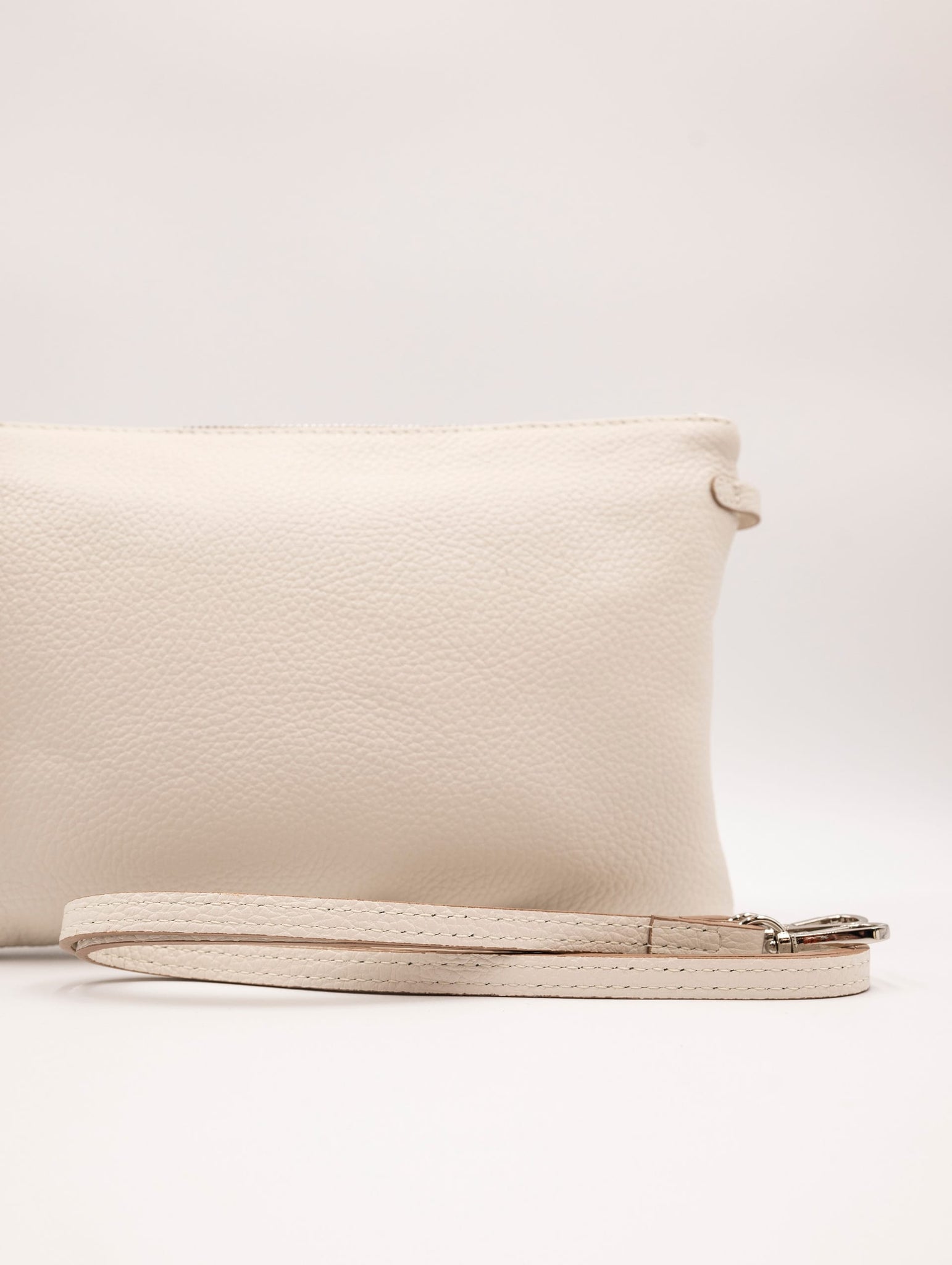 Pochette Hermy Gianni Chiarini in Pelle Martellata Marmo