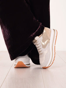 Sneakers Voile Blanche Maran in Suede e Lana Ghiaccio e Ecrù